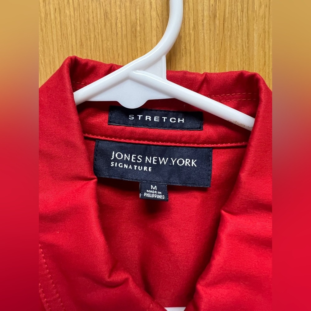 Red Jacket - Picture 4 of 7